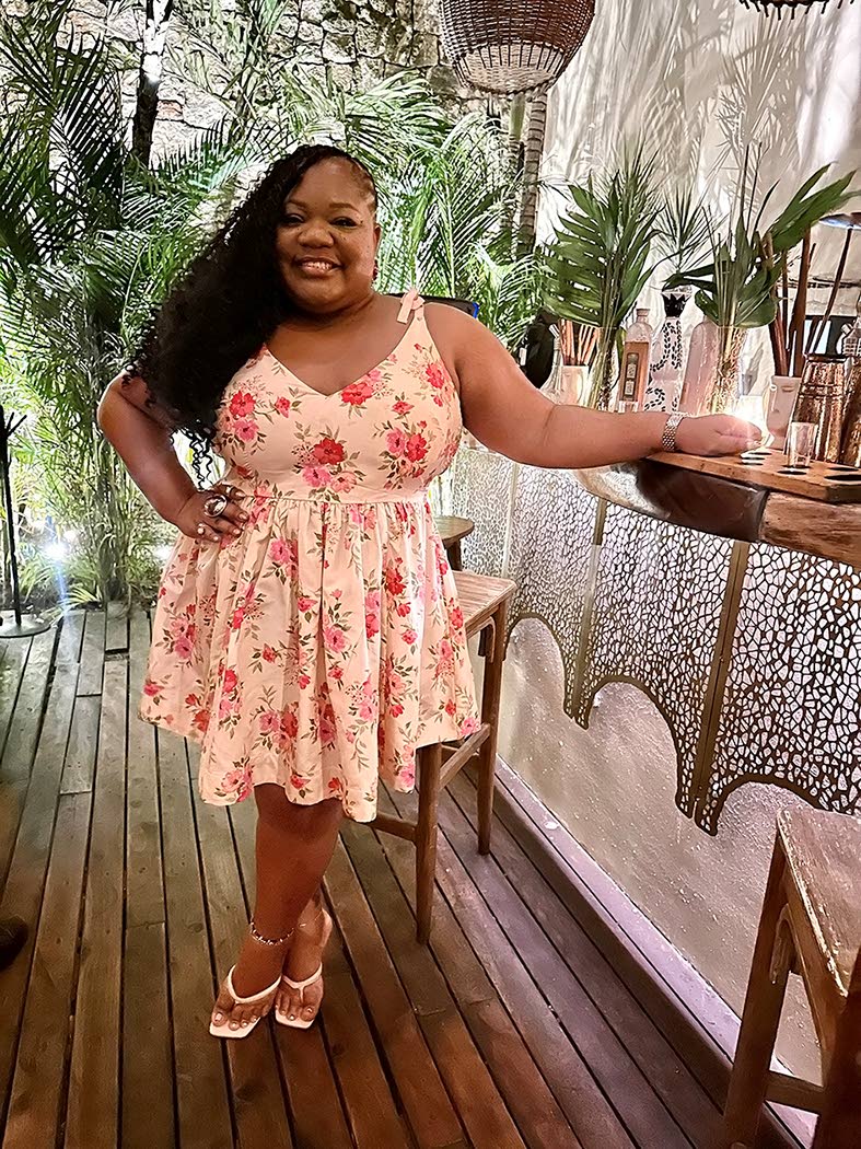 While out with her friends, evenings in Mexico were reserved for enjoying good food, good drinks and good company.