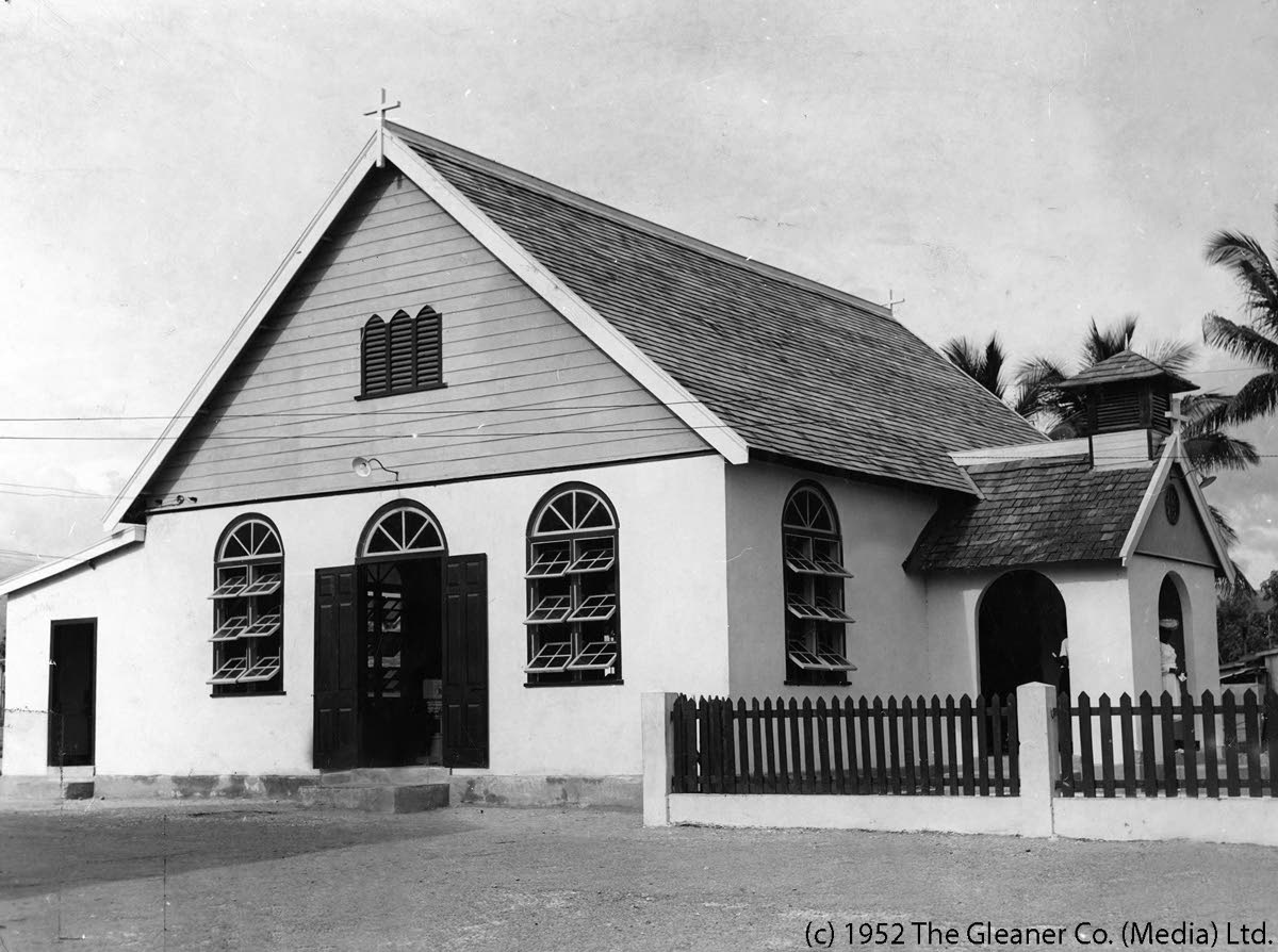 Whitfield Town – St Phillip’s Anglican Church in 1952.