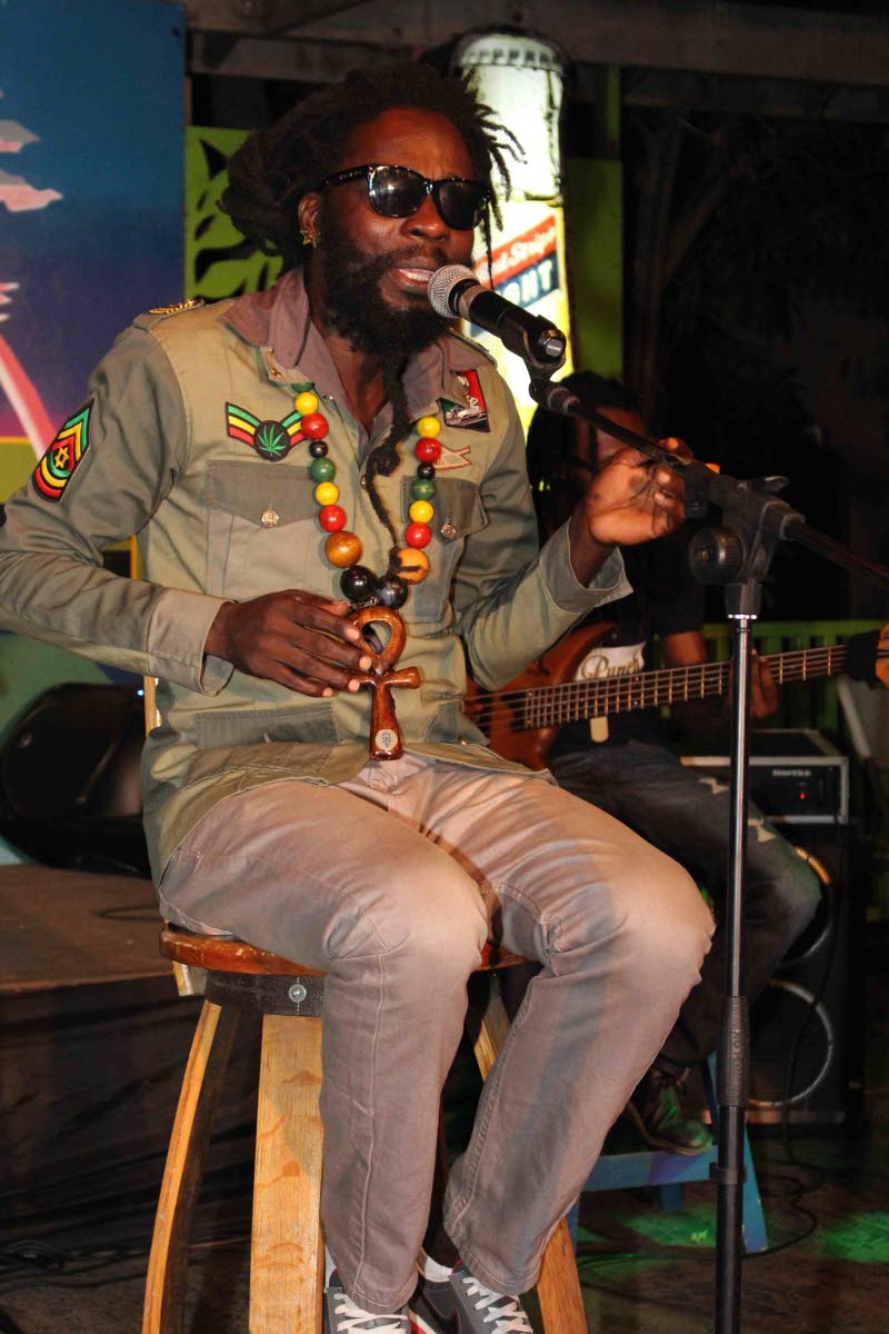 Jah Bouks