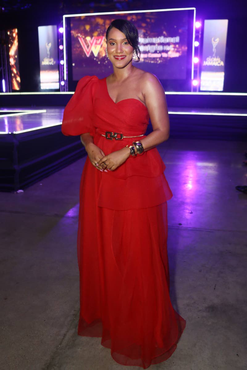 Sequoia Thomas, Caribbean Assurance Brokers’ marketing manager and pageant judge, catches our attention in a beautiful floor-length layered gown.