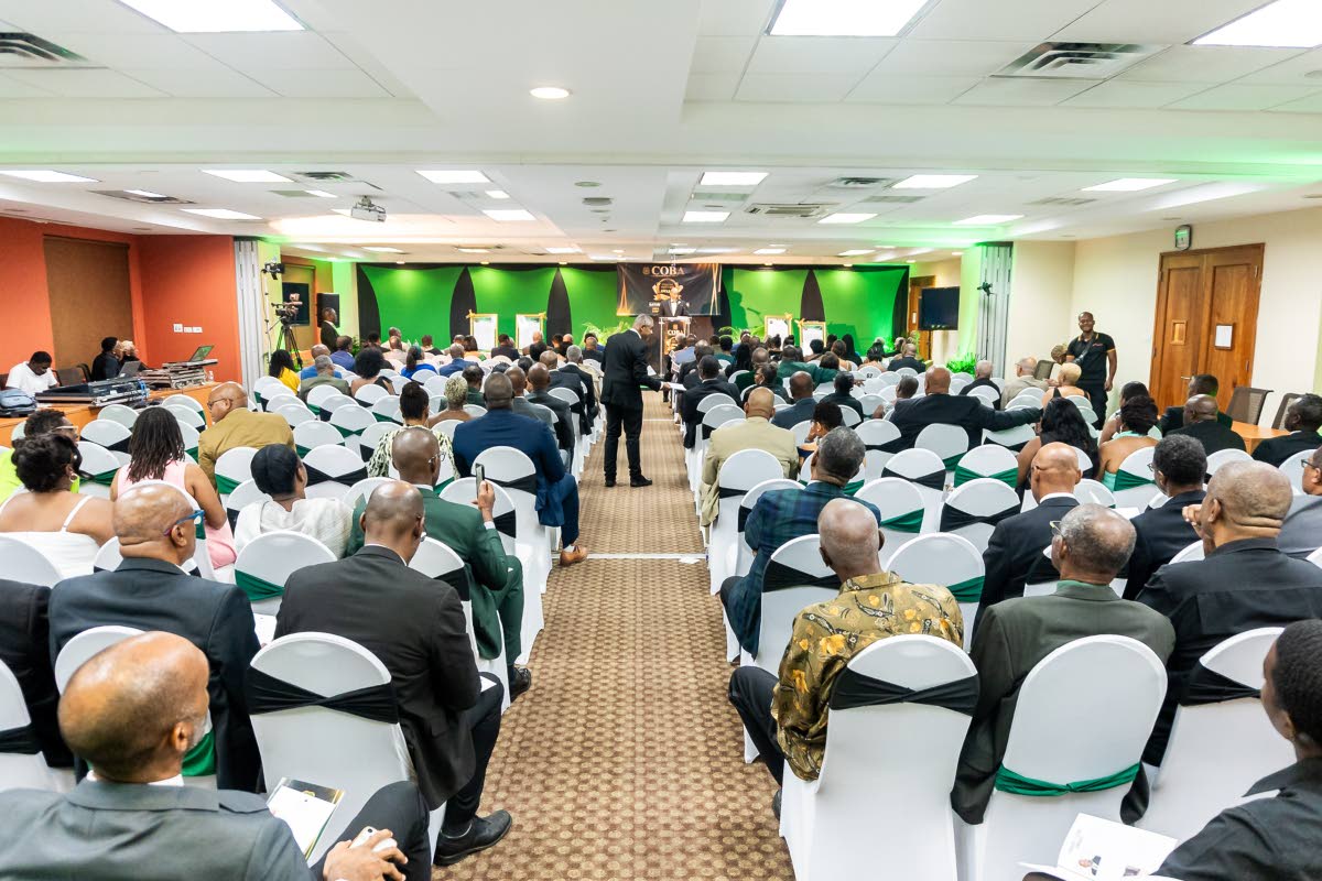 Last year’s staging of the COBA Cocktails & Awards Ceremony brought together distinguished Old Boys, students and members of the Calabar community in celebration of excellence and service. 