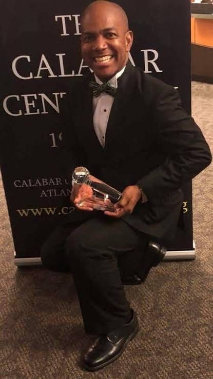 The late broadcaster and Calabar Old Boy Dervan Malcolm, in whose honour the scholarship is named, will be remembered through the Dervan Malcolm Journalism Scholarship, which will support a Calabar High School graduate entering his first year of tertiary s