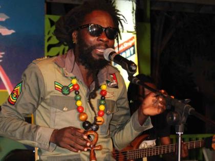 Jah Bouks