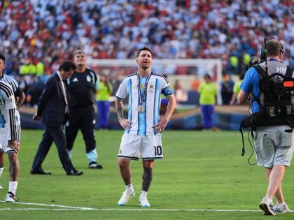 Argentina's Lionel Messi (10) cries at the end of the World Cup final soccer match between Spain and Argentina in East Rutherford, N.J., near New York, Sunday, July 19, 2026. (AP Photo/Stephanie Scarbrough)