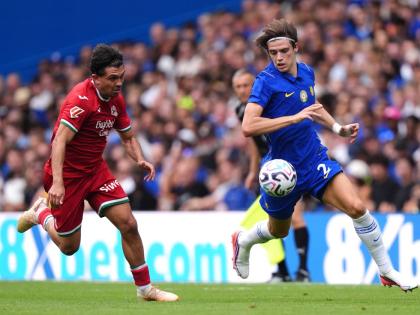 AP 
Chelsea’s Marco Palestra (right) and Real Sociedad’s Jon Mikel Aramburu battle for the ball during the pre-season match in London, England, on Saturday, August 15.