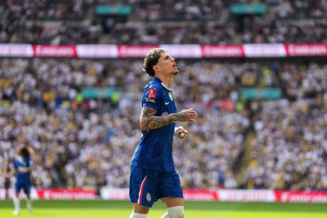 AP 
Chelsea’s Alejandro Garnacho reacts after failing to score during the FA Cup semi-final football match against Leeds in London, April 26.
