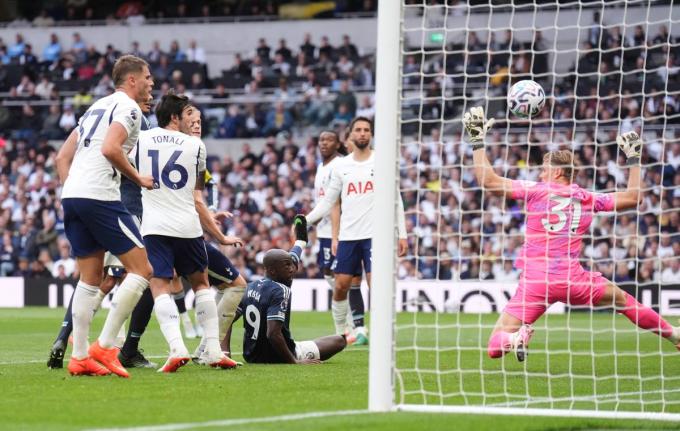 
Newcastle United’s Yoane Wissa (9) scores their side’s second goal during the British Premier League football match between Newcastle United and Tottenham Hotspur in London yesterday.