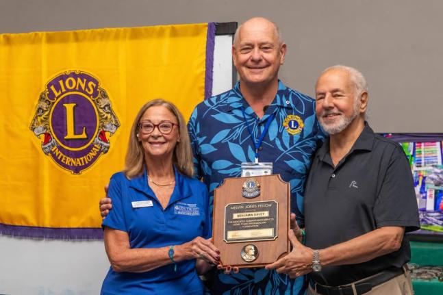Dr Gary Anderson of Lions Club International Maryland (centre) poses with Diane Pollard, president of the Issa Trust Foundation (ITF) (left), and Paul Issa, ITF chairman, after presenting each of them with a Melvin Jones Fellowship.