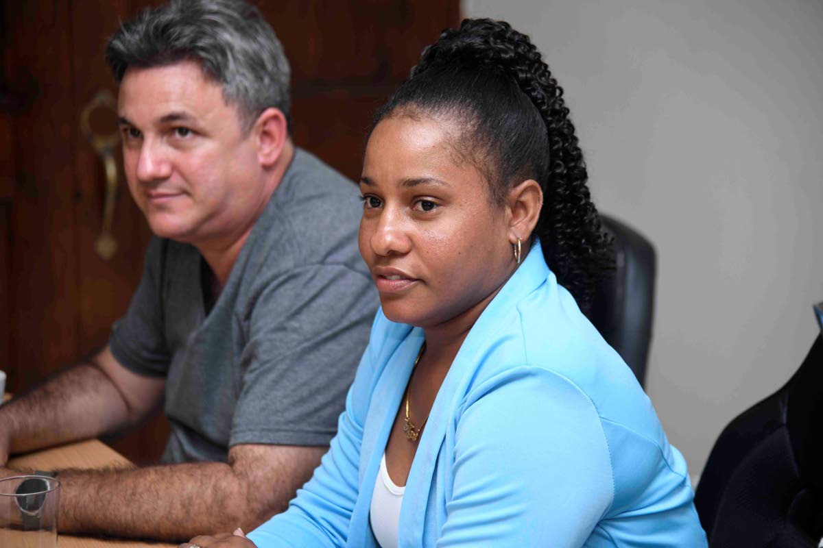 Jacas Serrano (foreground)